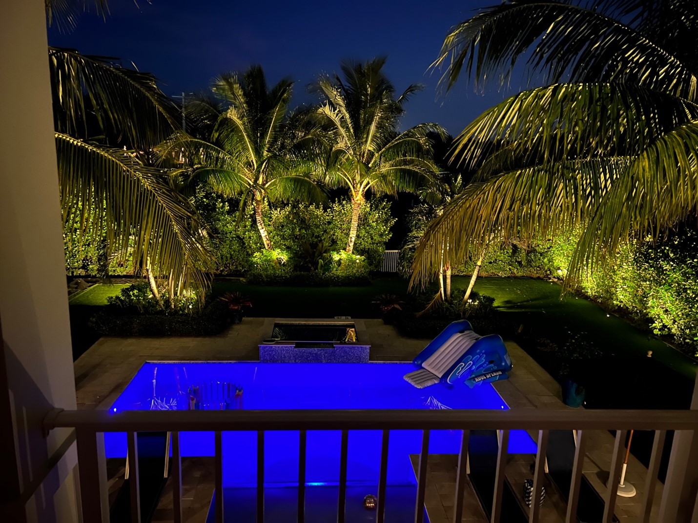 outdoor lighting pool landscape in Florida by Prime Electric